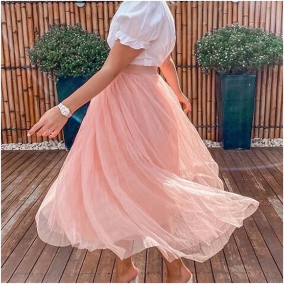 BellanBlue Dresses & Skirts - Elegant High Waisted Pleated Party Maxi Skirt